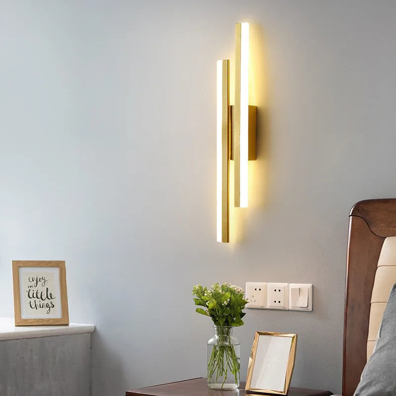 LumiGlow Moderne LED Vegglampe: Elegant Minimalistisk Lampe for Korridorer og Stuer