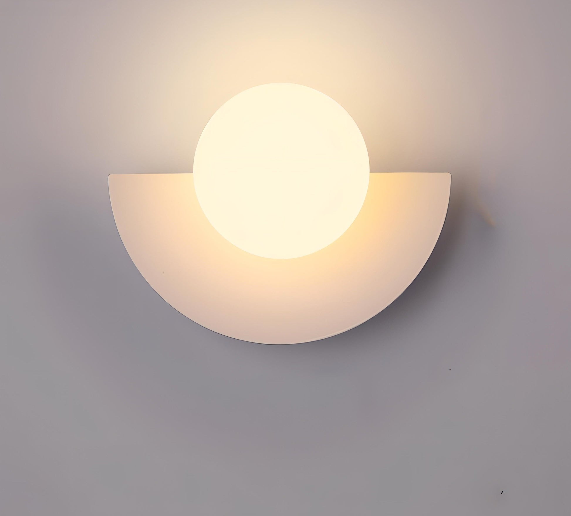ÉclatNordique - Everest semi-sirkulær vegglampe