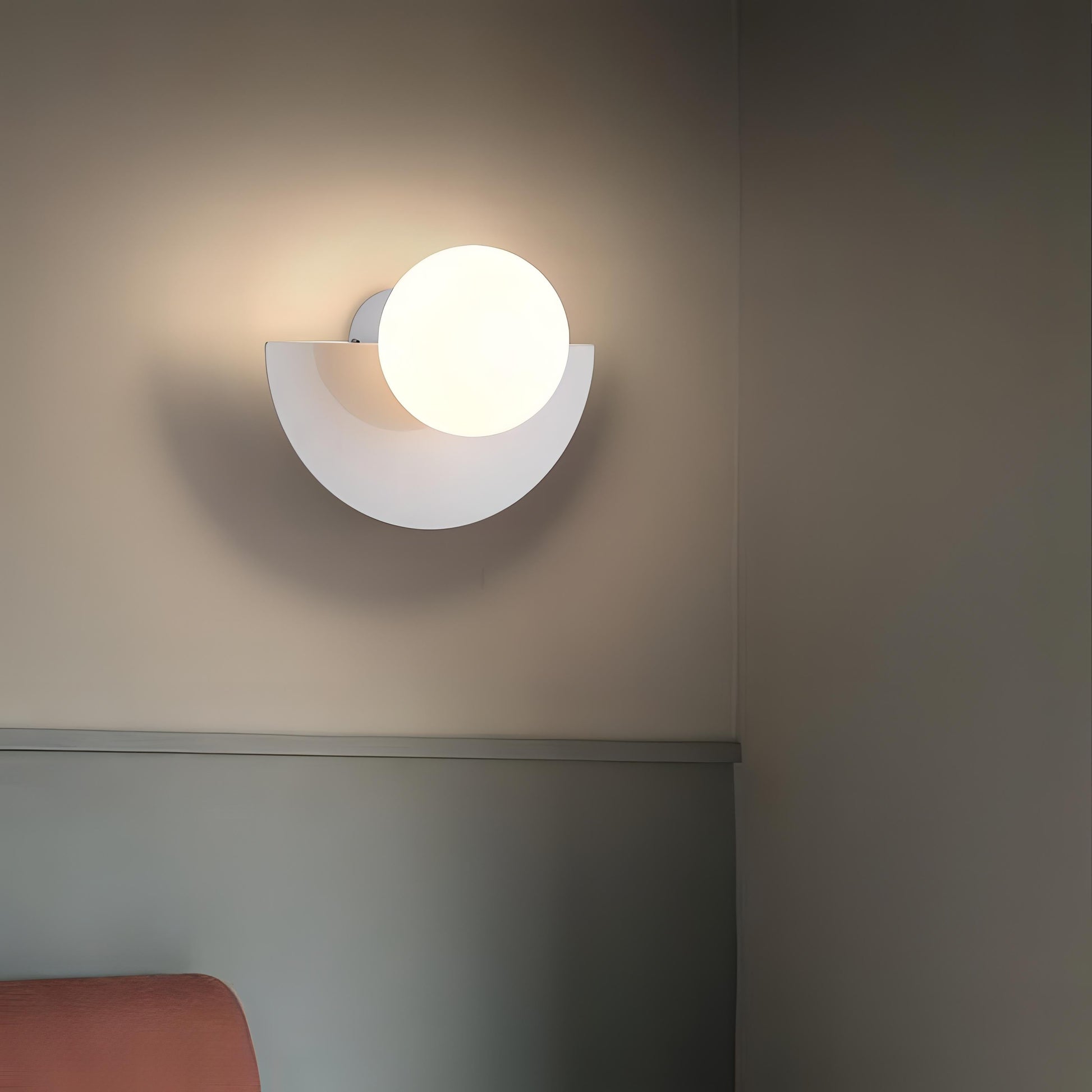 ÉclatNordique - Everest semi-sirkulær vegglampe