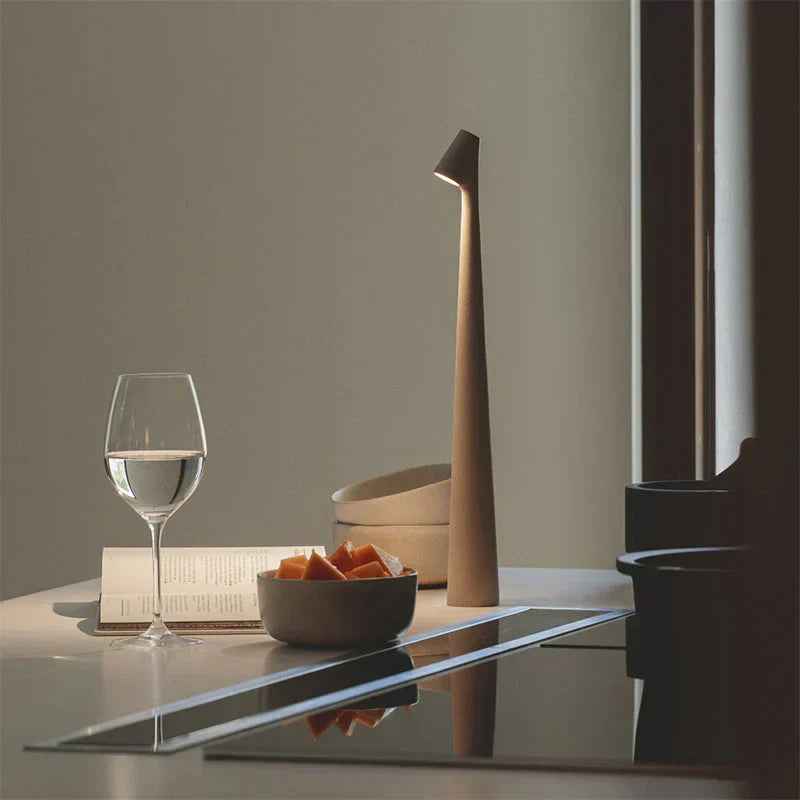 Nordische minimalistische Design-Tischlampe kabellos