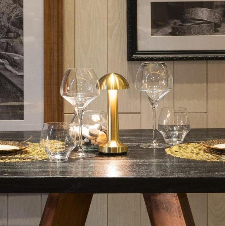 Mushroom Restaurant LED trådløs bordlampe