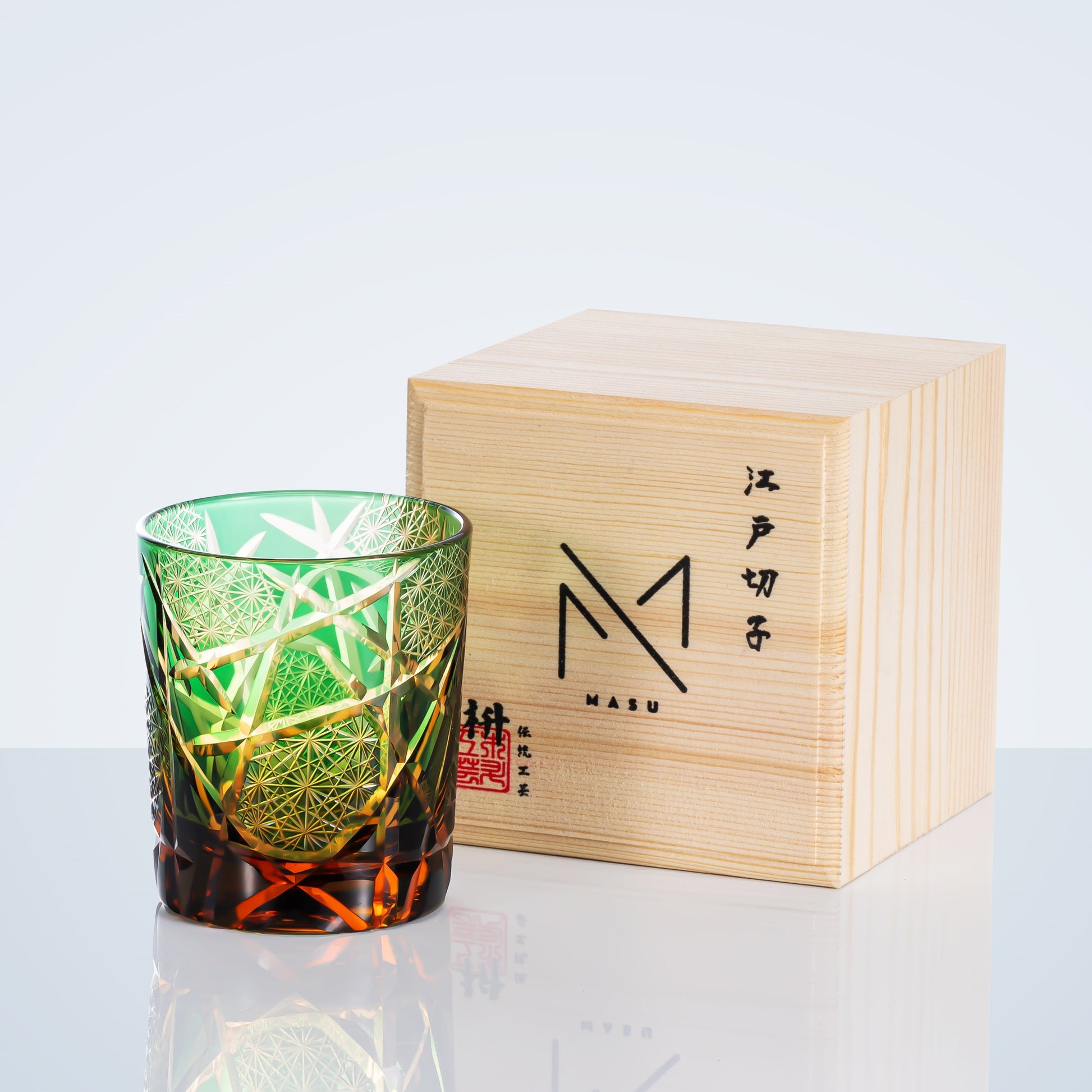 Edo Kiriko ručně vyráběná whisky sklenice Crane Lightning s dřevěnou krabičkou