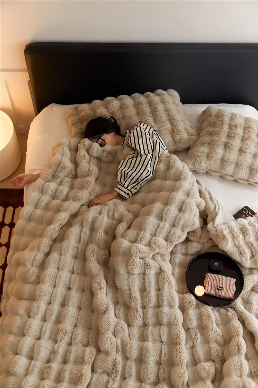 Cuddleblanket - Varm plyschullfilt