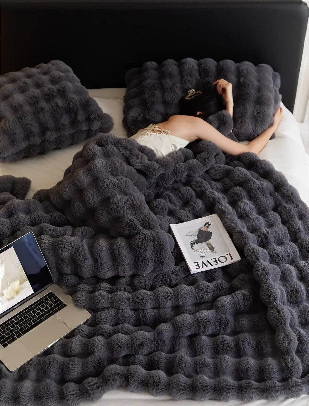 Cuddleblanket - Varm plyschullfilt