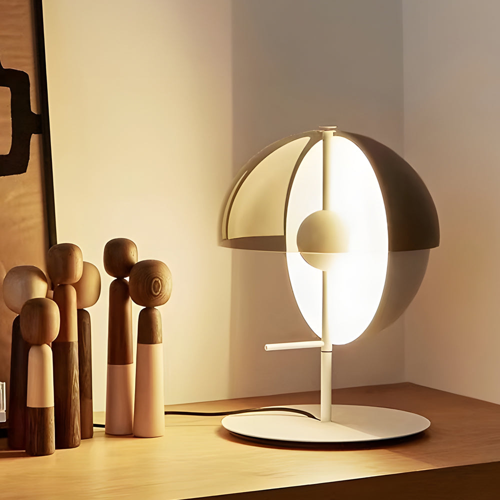 Theia - Tischlampe mit vertikaler Halbkugel und horizontalem Rauchglasschirm