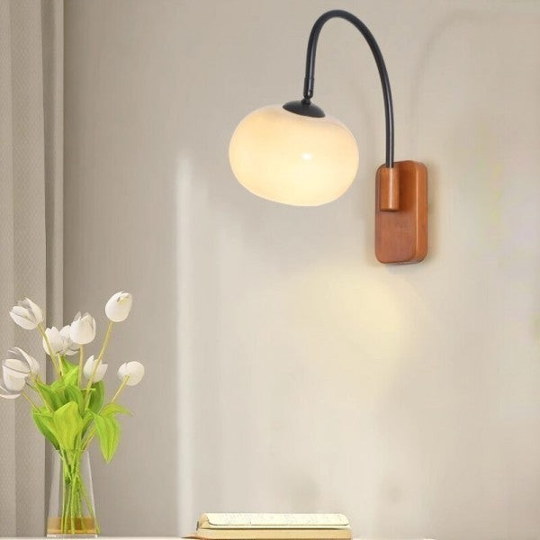 Bauhaus Persimmon drehbare Glas-Wandlampe