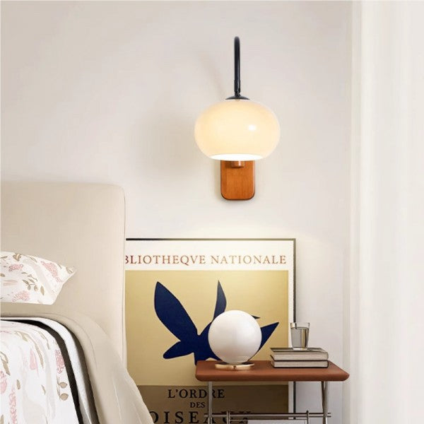 Bauhaus Persimmon drehbare Glas-Wandlampe