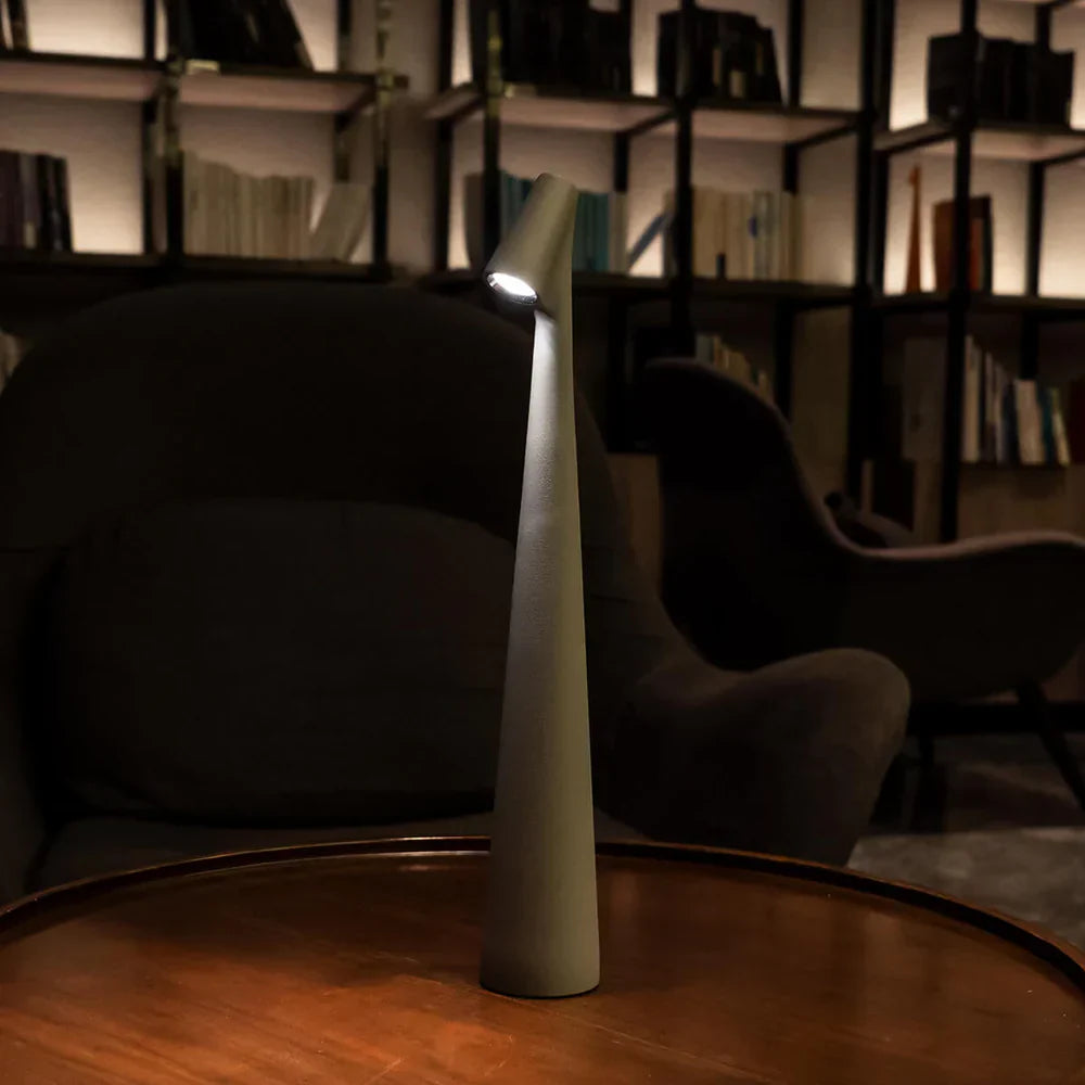 Nordische minimalistische Design-Tischlampe | Kabellos | LED | Leselampe | Esslampe