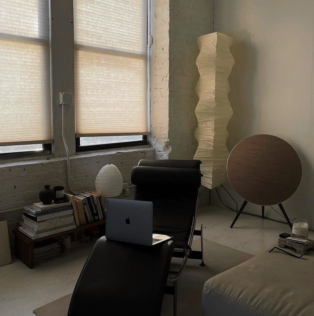 Hikaru – Rice Paper Floor Lamp