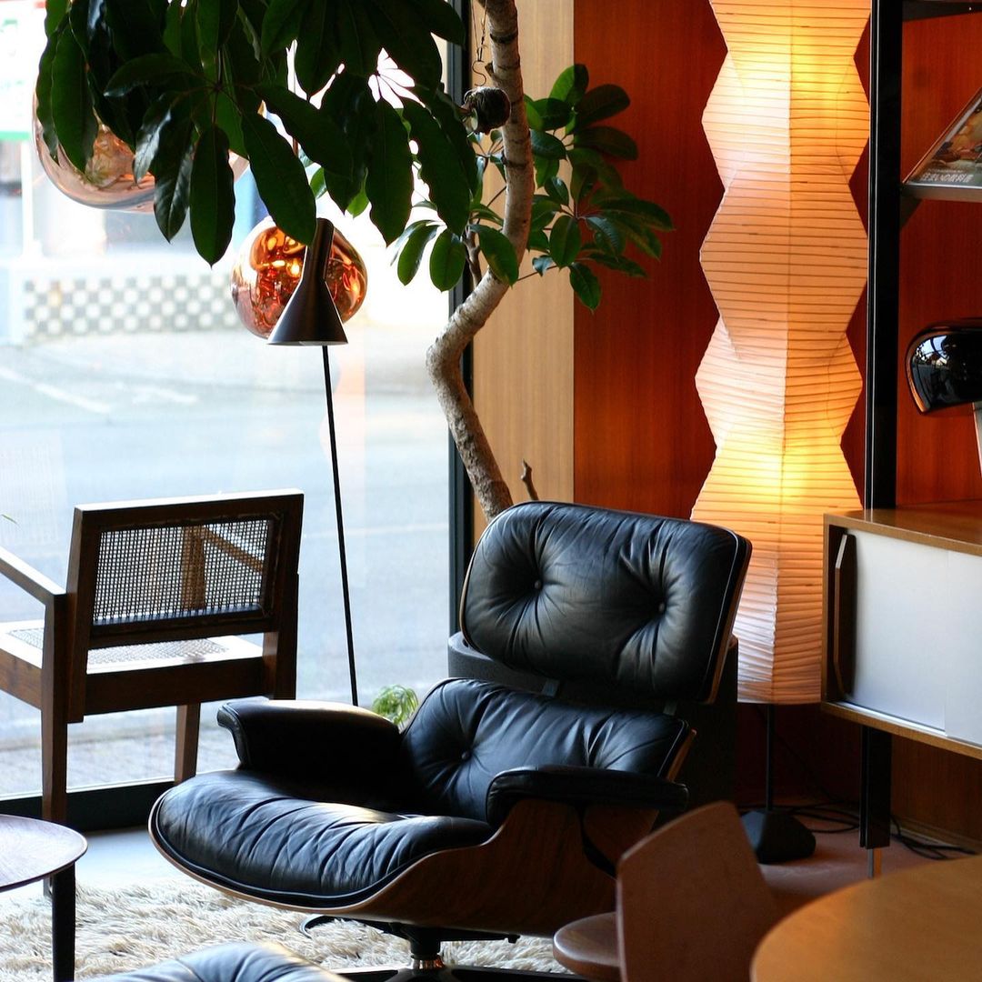 Hikaru – Rice Paper Floor Lamp