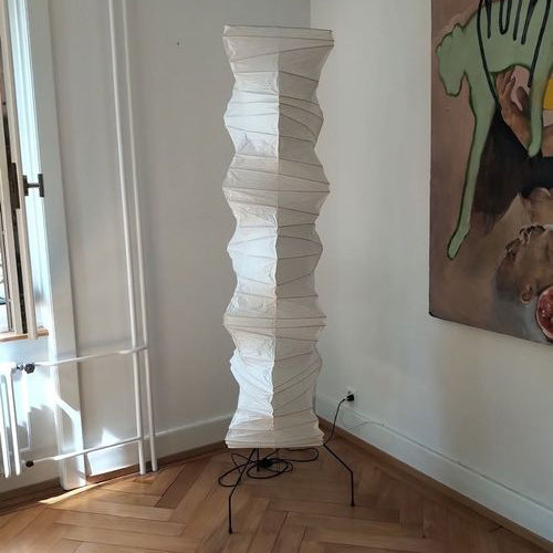 Hikaru – Rice Paper Floor Lamp