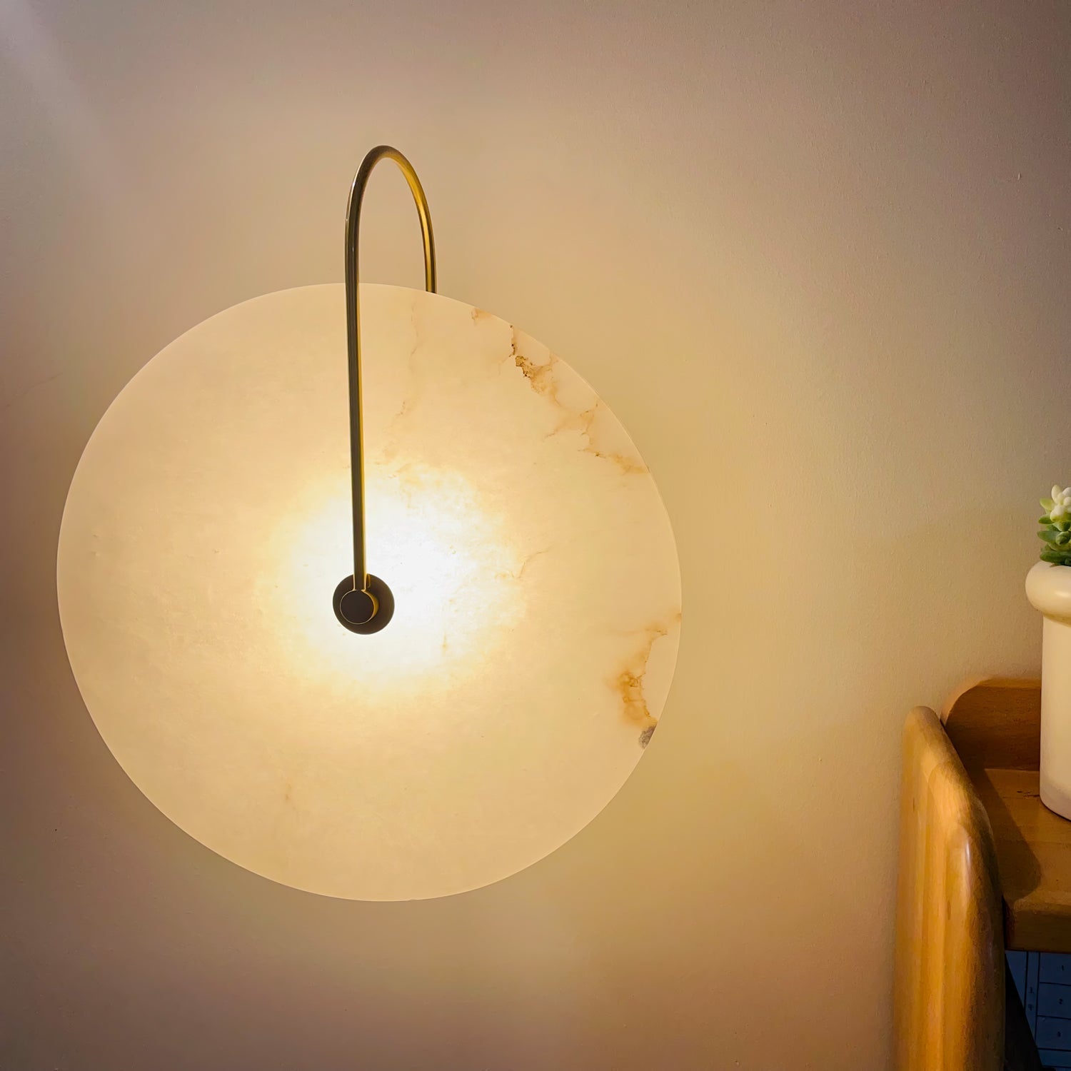 Alabaster LED Lampa Ścienna