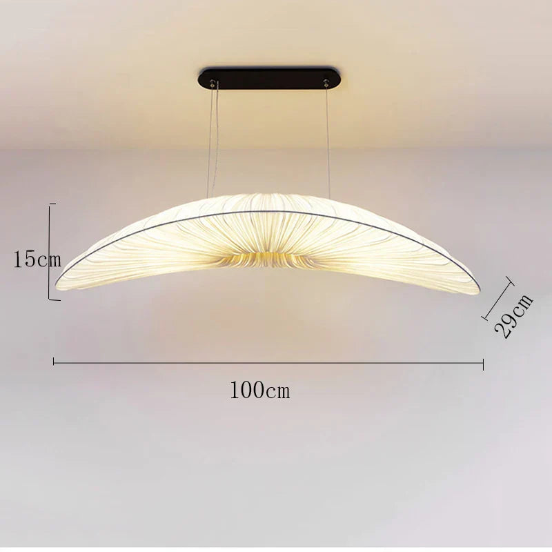 Elegância Marinha: Luzes de Vida de Luxo