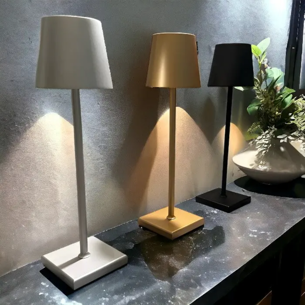 Multifunktionell trådlös uppladdningsbar bordslampa - Nordicaura