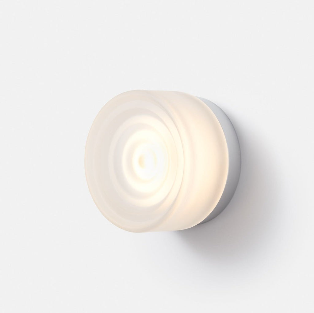 TML Ripple IP65 Bewertung Wandlampe aus gehärtetem Glas