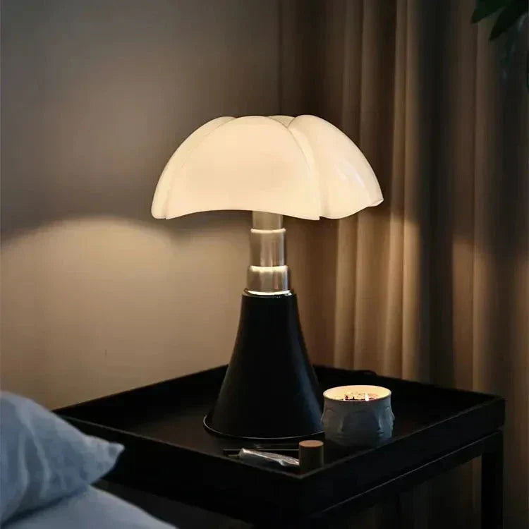 ClassicGlow – Elegant Retro-Inspired LED Lamp | 10W Lippu Chip | Warm Ambient Lighting