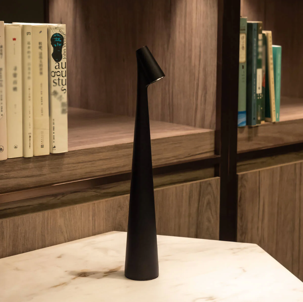 Nordische minimalistische Design-Tischlampe | Kabellos | LED | Leselampe | Esslampe