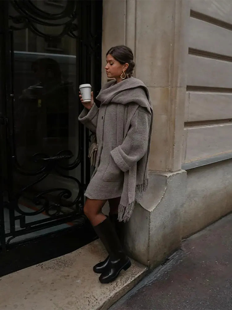 Luxury Woolen Chic™ - Wool Coat/Jacket with Scarf