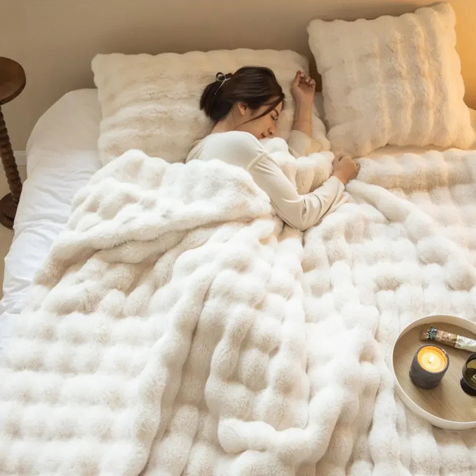 Cuddleblanket - Varm plyschullfilt