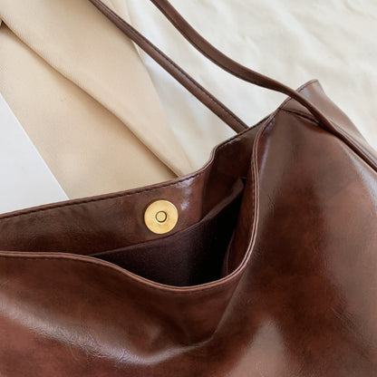 Sac Fourre-Tout Élégant en Cuir Vegan – Style et Polyvalence