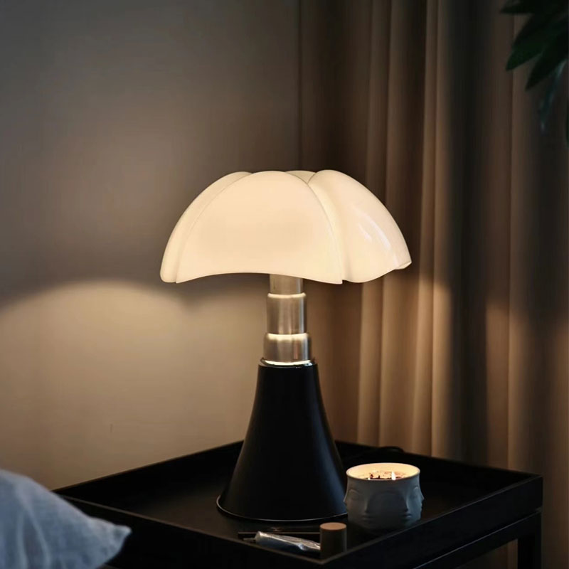 ClassicGlow – Elegant Retro-Inspired LED Lamp | 10W Lippu Chip | Warm Ambient Lighting